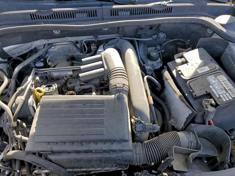 Фото 11 - VOLKSWAGEN JETTA