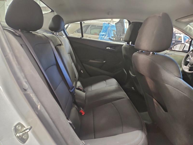 Фото 10 - CHEVROLET CRUZE