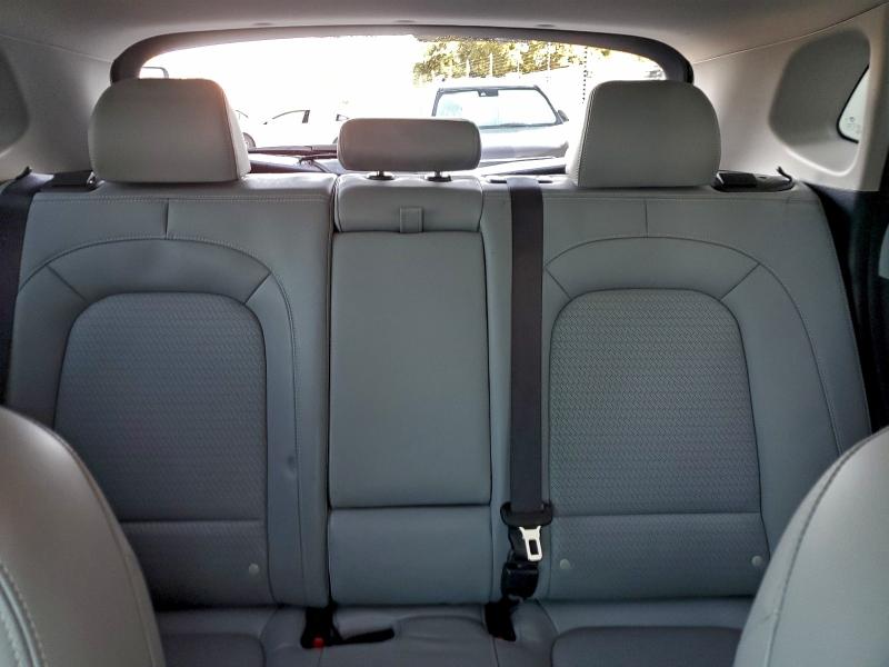 Фото 10 - HYUNDAI KONA