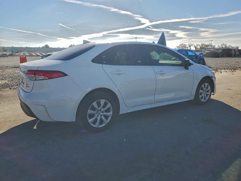 Фото 3 - TOYOTA COROLLA