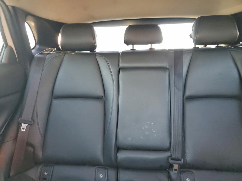 Фото 10 - MAZDA CX30