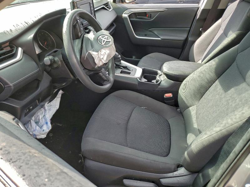 Фото 7 - TOYOTA RAV4