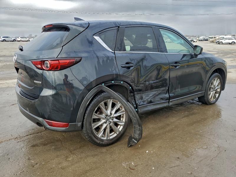 Фото 3 - MAZDA CX-5