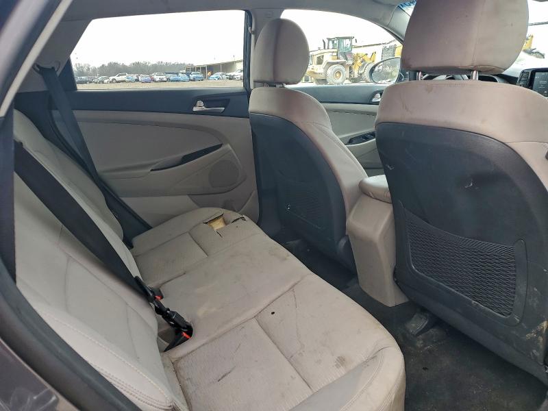 Фото 11 - HYUNDAI TUCSON