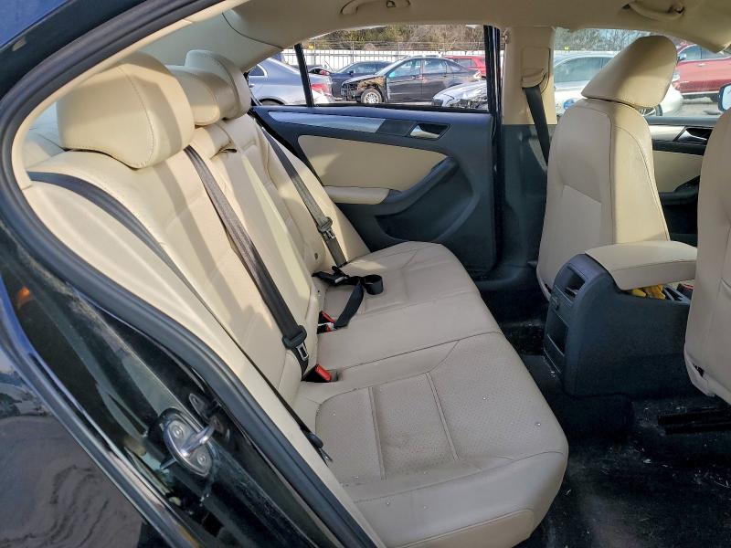 Фото 10 - VOLKSWAGEN JETTA