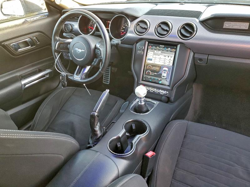 Фото 8 - FORD MUSTANG