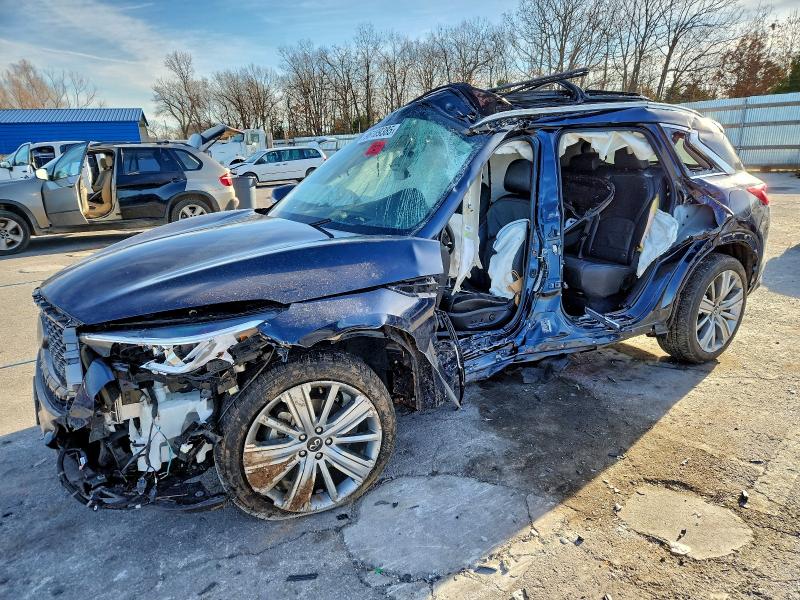 Фото 1 - INFINITI QX50