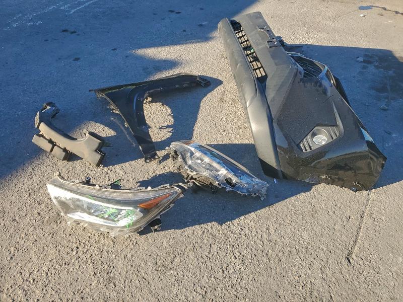 Фото 13 - TOYOTA RAV4