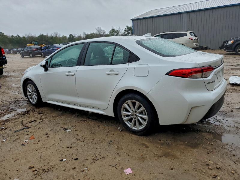 Фото 2 - TOYOTA COROLLA