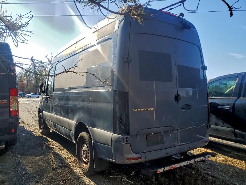 Фото 2 - MERCEDES-BENZ SPRINTER