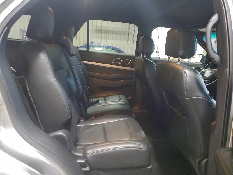 Фото 11 - FORD EXPLORER