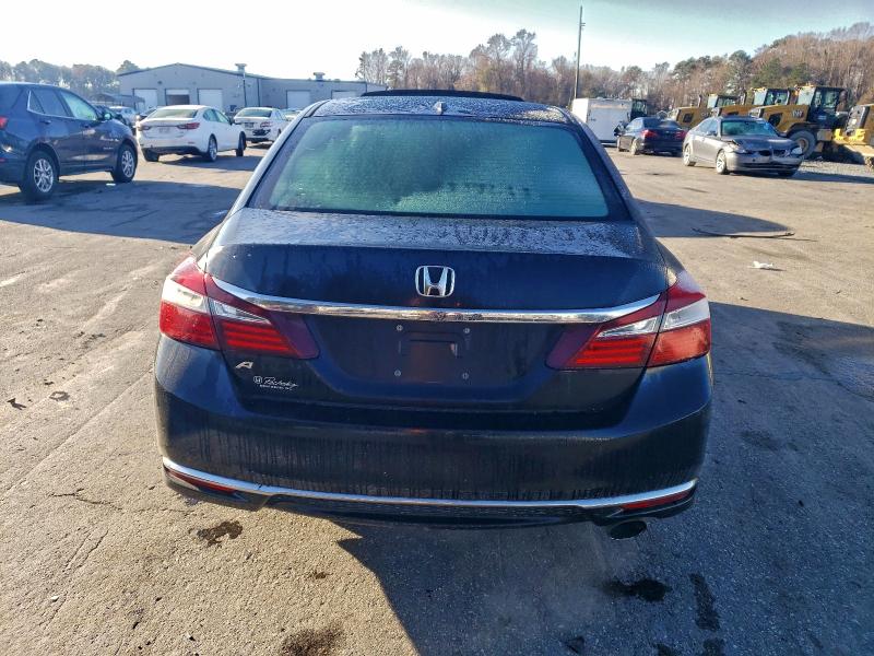 Фото 6 - HONDA ACCORD