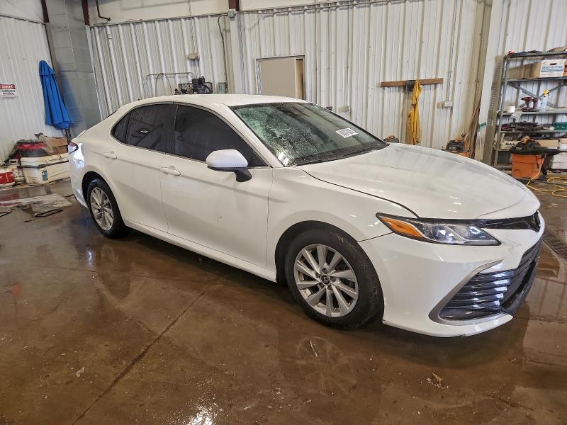 Фото 4 - TOYOTA CAMRY