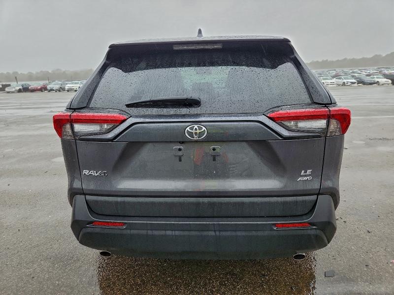 Фото 6 - TOYOTA RAV4