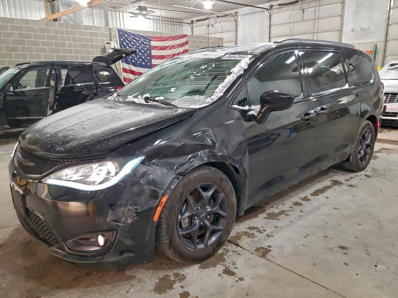 Фото 1 - CHRYSLER PACIFICA