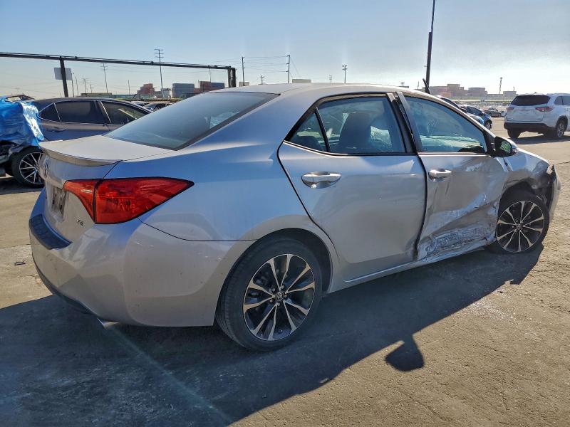 Фото 3 - TOYOTA COROLLA