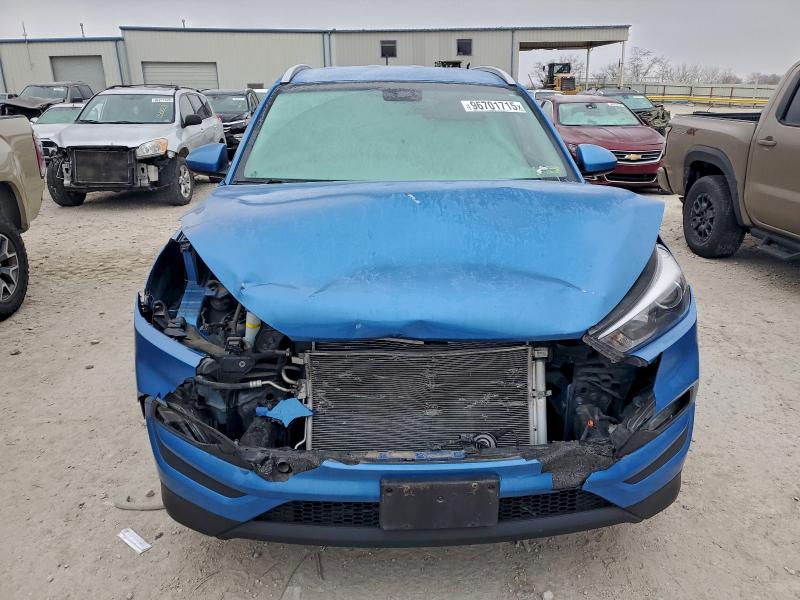 Фото 5 - HYUNDAI TUCSON