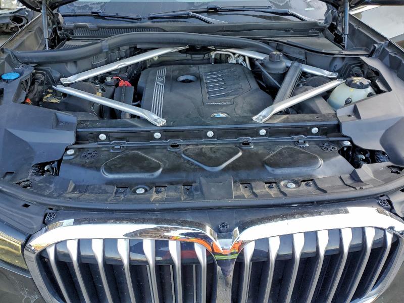 Фото 11 - BMW X7