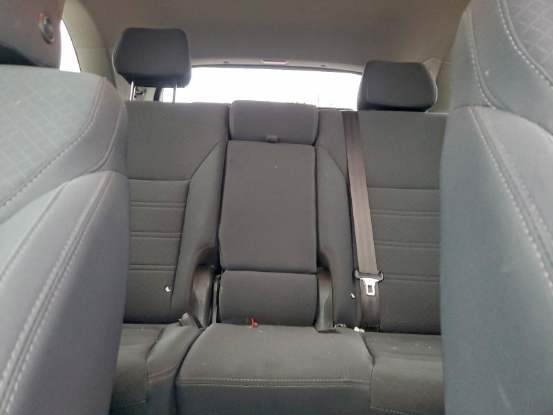 Фото 10 - KIA SORENTO