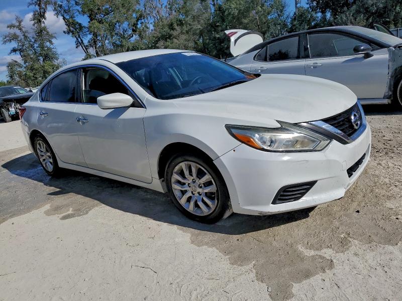 Фото 4 - NISSAN ALTIMA