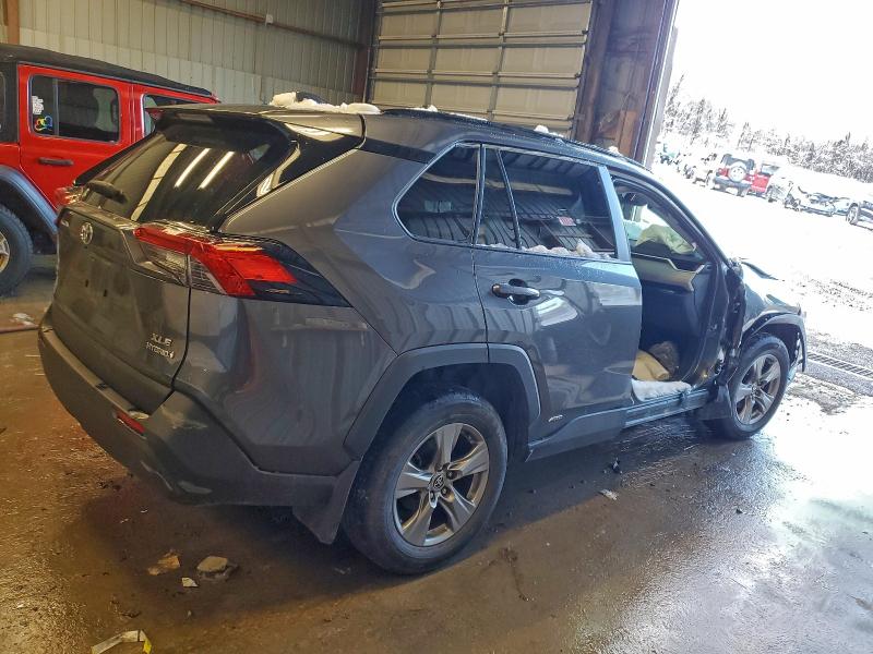 Фото 3 - TOYOTA RAV4