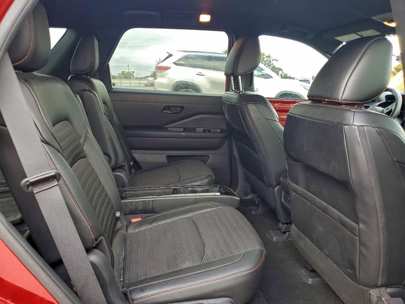 Фото 11 - NISSAN PATHFINDER