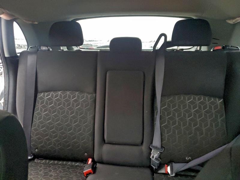 Фото 10 - MITSUBISHI OUTLANDER