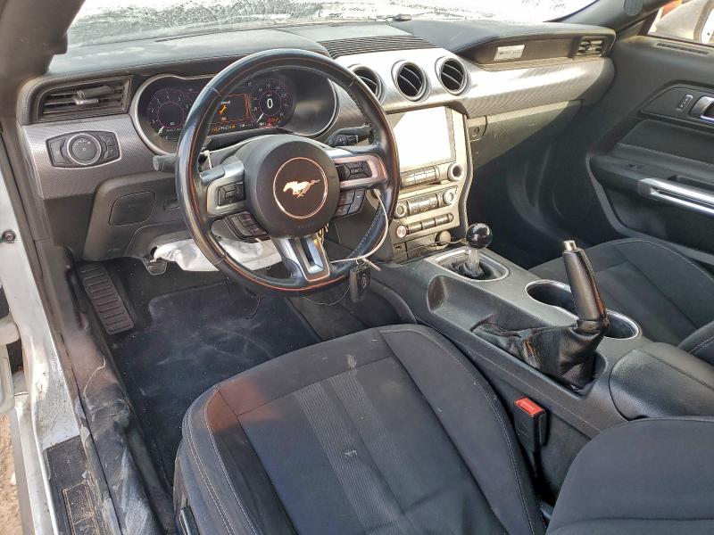 Фото 8 - FORD MUSTANG