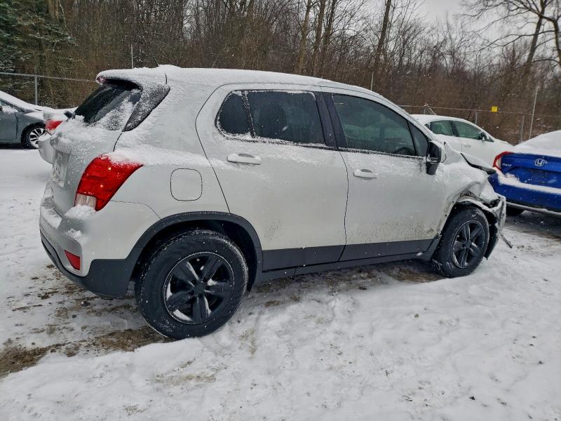 Фото 3 - CHEVROLET TRAX