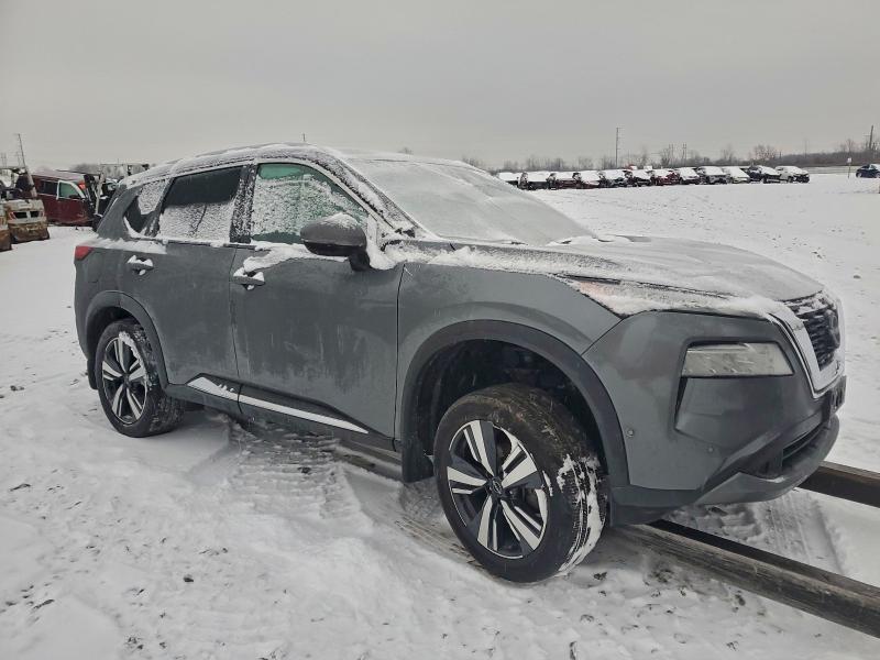 Фото 4 - NISSAN ROGUE