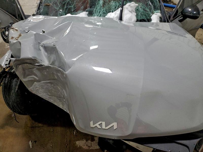 Фото 11 - KIA K5