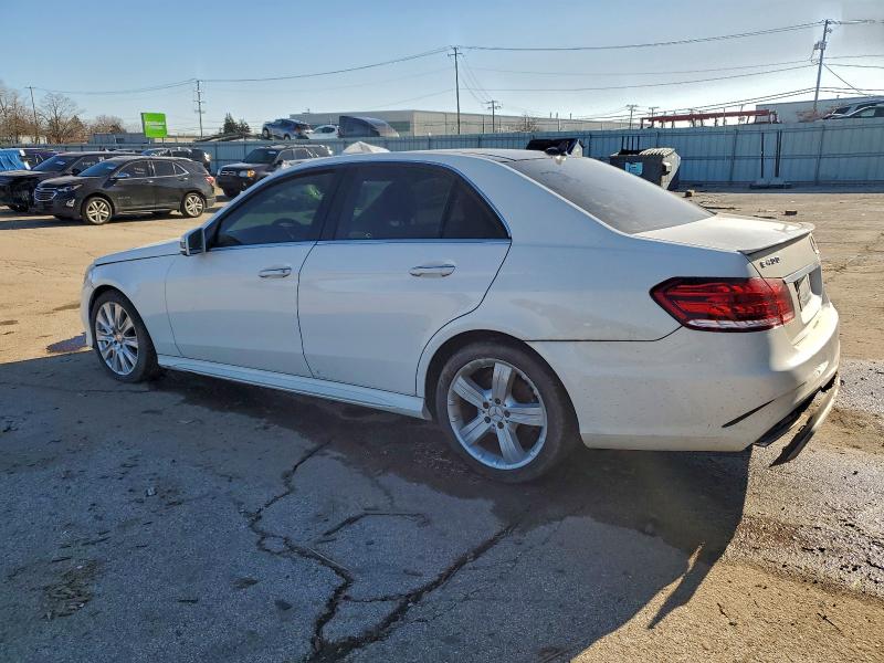 Фото 2 - MERCEDES-BENZ E-CLASS