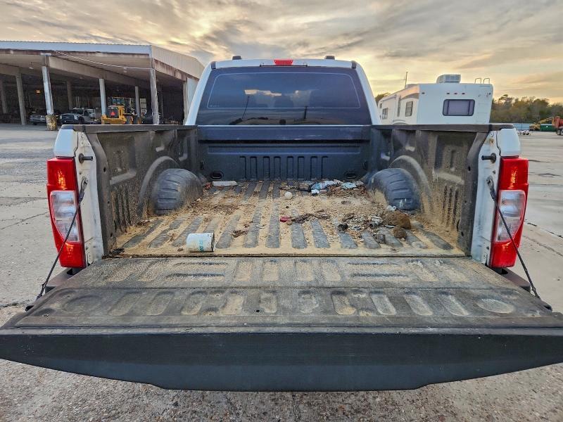 Фото 10 - FORD F350