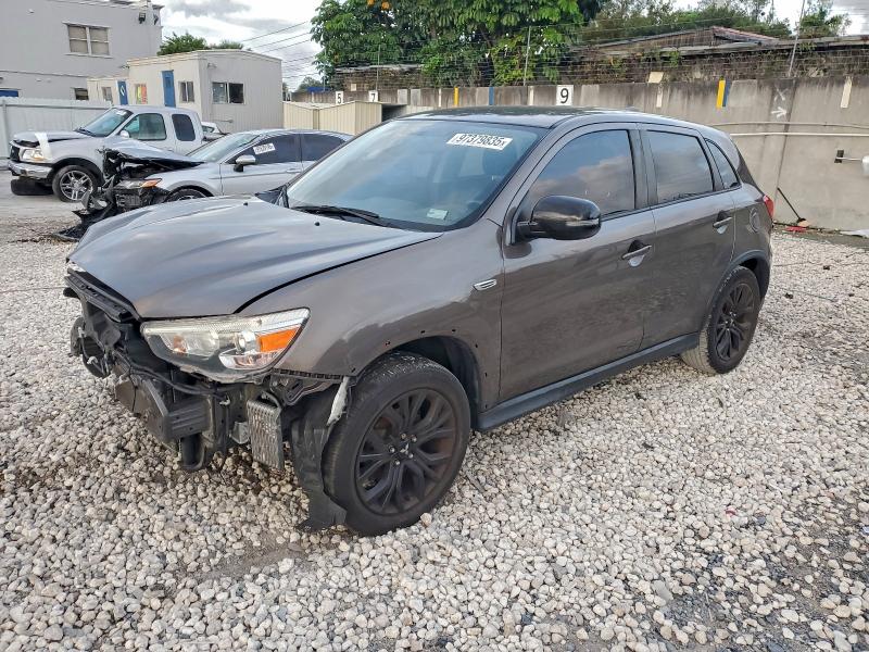 Фото 1 - MITSUBISHI OUTLANDER