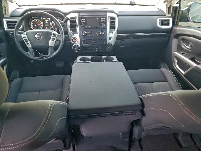 Фото 8 - NISSAN TITAN