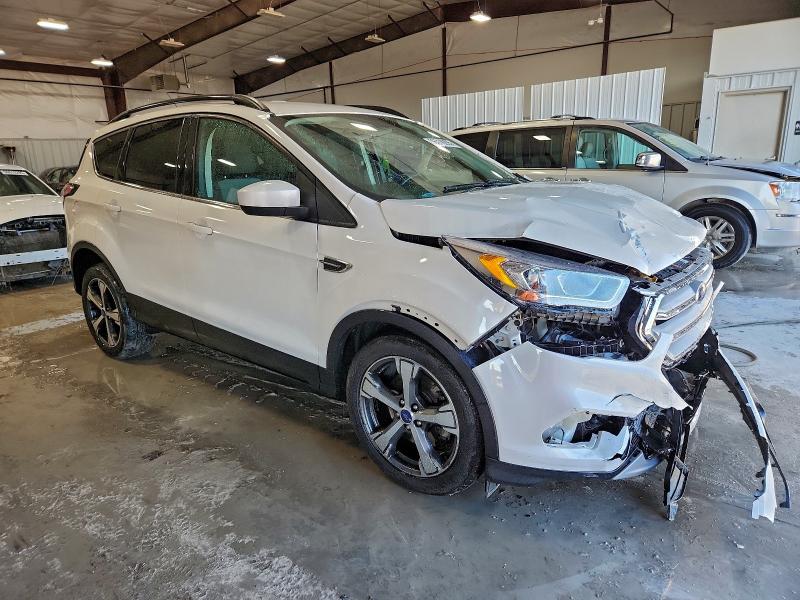 Фото 4 - FORD ESCAPE