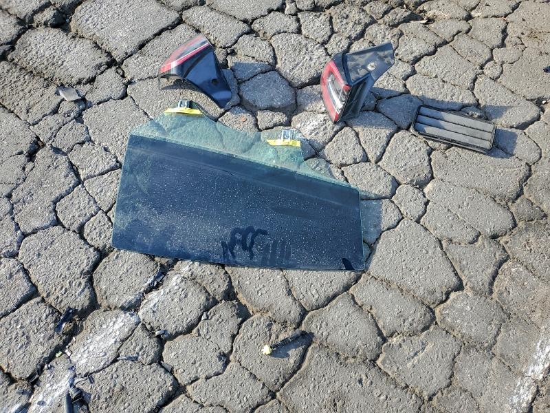 Фото 12 - TESLA MODEL 3