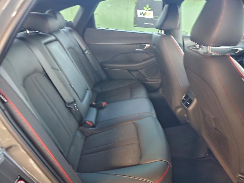 Фото 10 - HYUNDAI SONATA