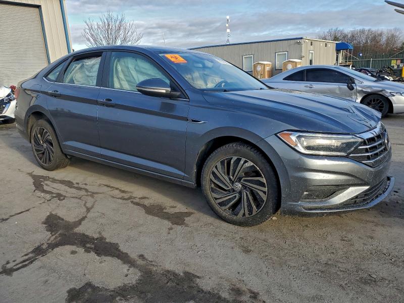 Фото 4 - VOLKSWAGEN JETTA