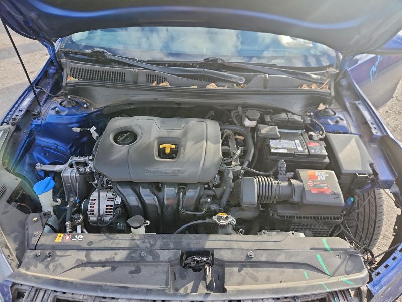 Фото 11 - KIA FORTE