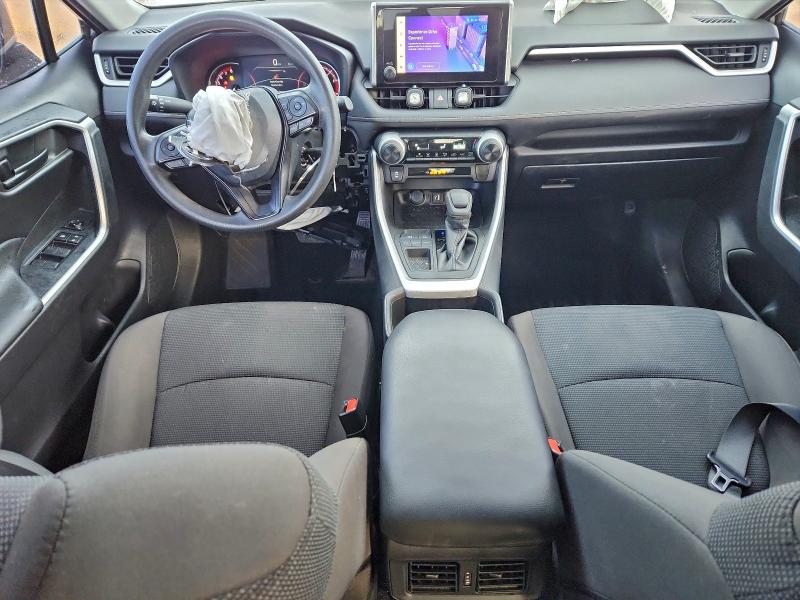 Фото 8 - TOYOTA RAV4