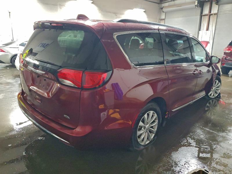 Фото 3 - CHRYSLER PACIFICA