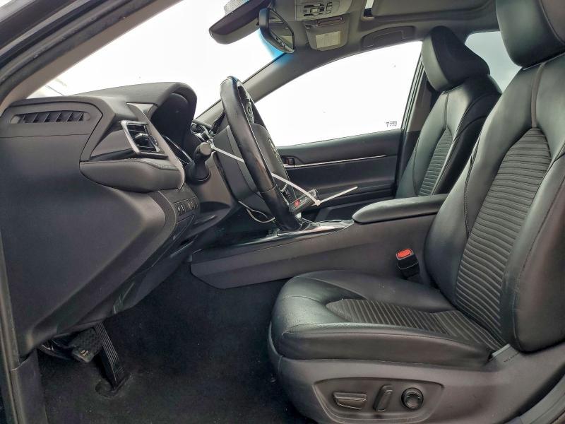 Фото 7 - TOYOTA CAMRY