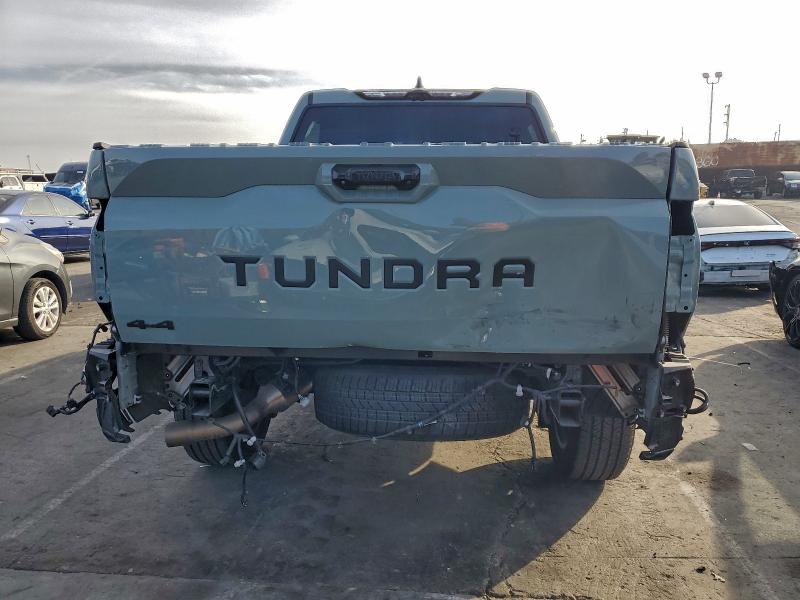 Фото 6 - TOYOTA TUNDRA