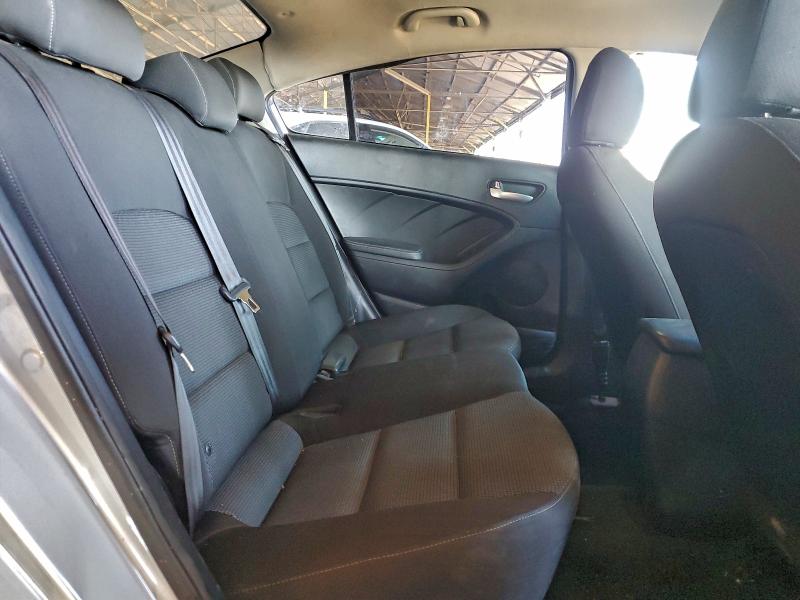 Фото 10 - KIA FORTE