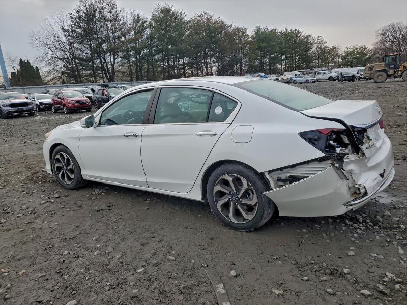 Фото 2 - HONDA ACCORD