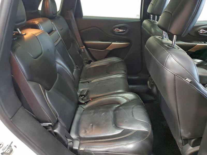 JEEP GRAND CHER 2017 VIN 1C4PJMCS3HW575668