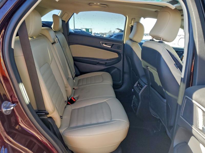 Фото 11 - FORD EDGE