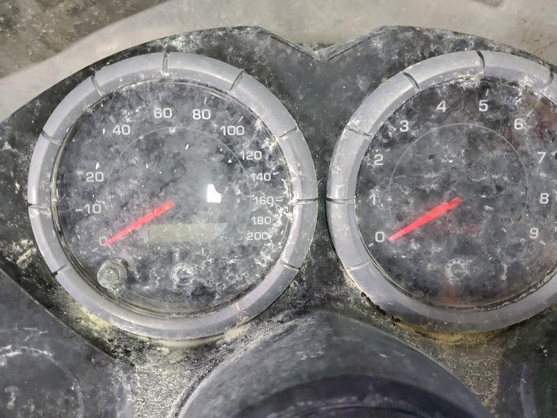 SKI-DOO SNOWMOBILE 2006