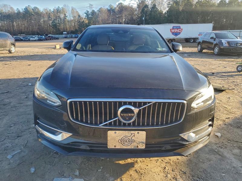 Фото 5 - VOLVO S90